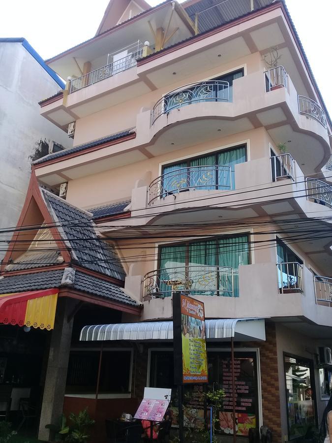 Отель Ban Tyrol Patong Экстерьер фото